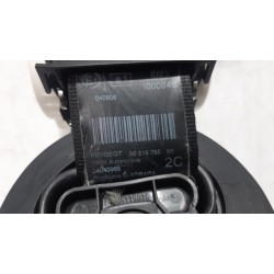 Peugeot - 5008 - Rear seatbelt, centre
