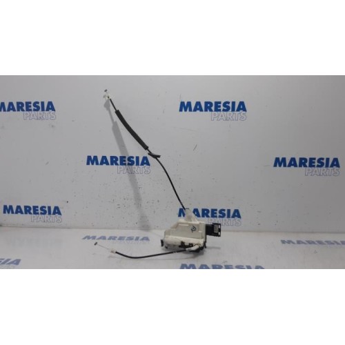 Peugeot - 5008 - Front door lock mechanism 4-door, right