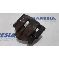 Peugeot - 208 - Bremszange links vorne