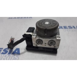 Peugeot - 208 - ABS pump