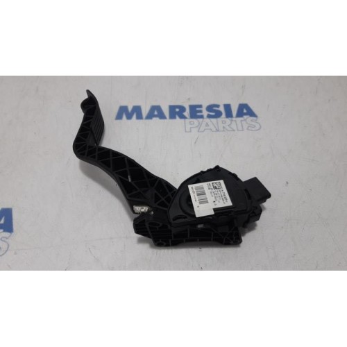 Peugeot - 208 - Gaspedalposition Sensor