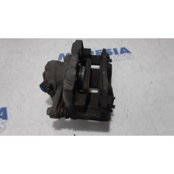 Peugeot - 208 - Bremszange links vorne