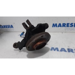 Peugeot - 208 - Fusee links-voor
