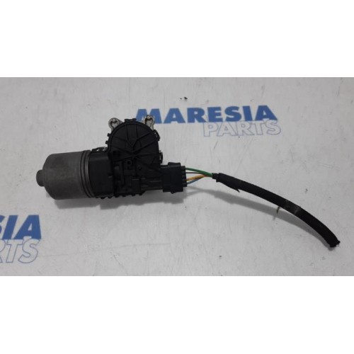 Peugeot - 208 - Front wiper motor