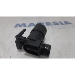 Peugeot - 208 - Scheibensprüherpumpe vorne