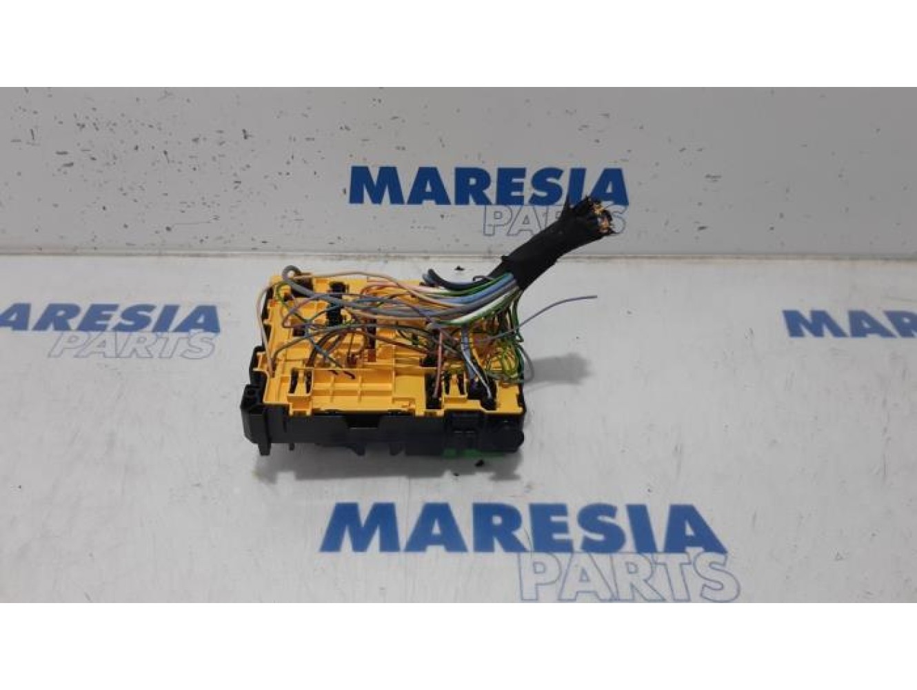 Peugeot - 208 - Fuse box