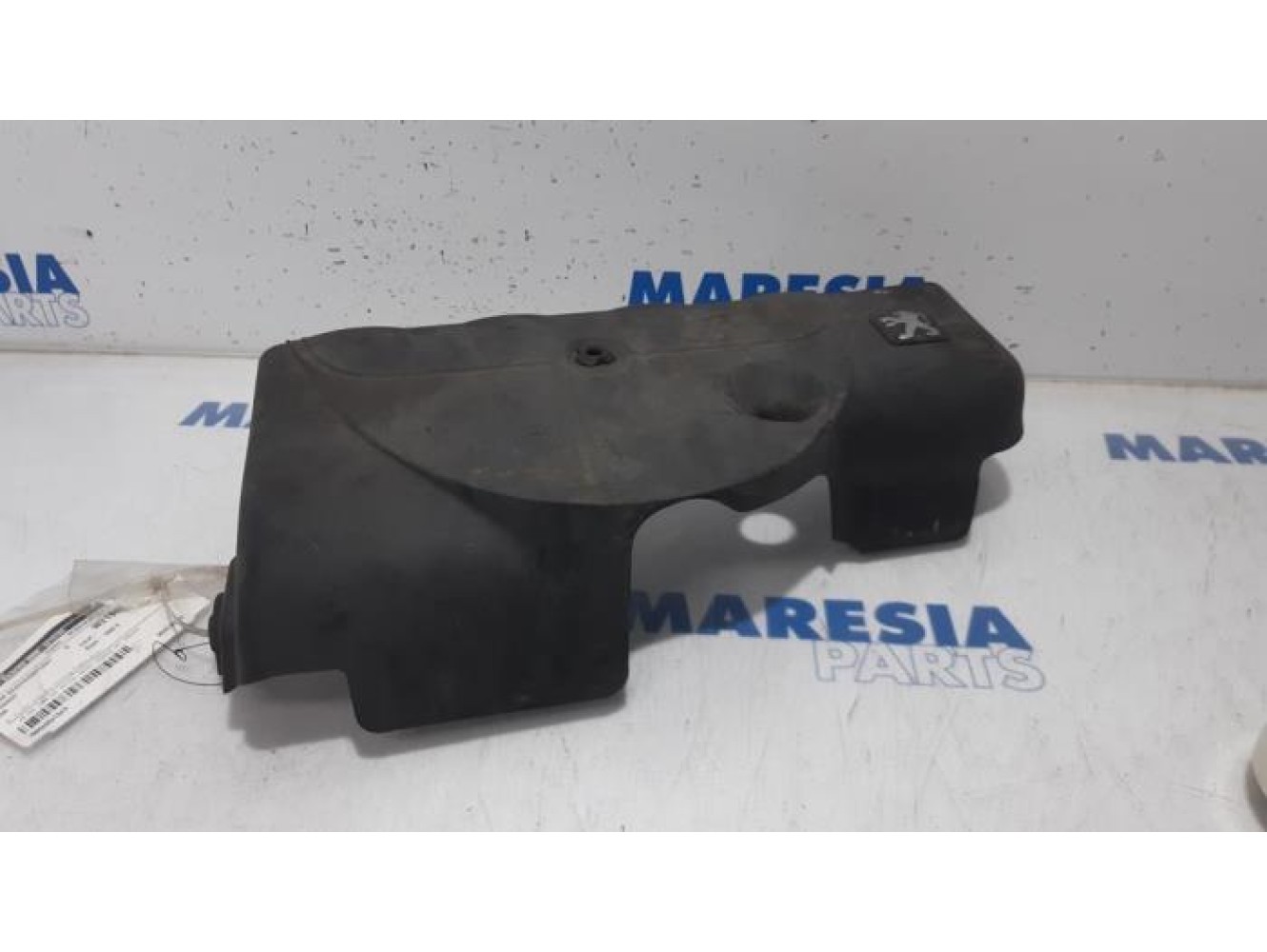 Peugeot - 206 - Engine cover