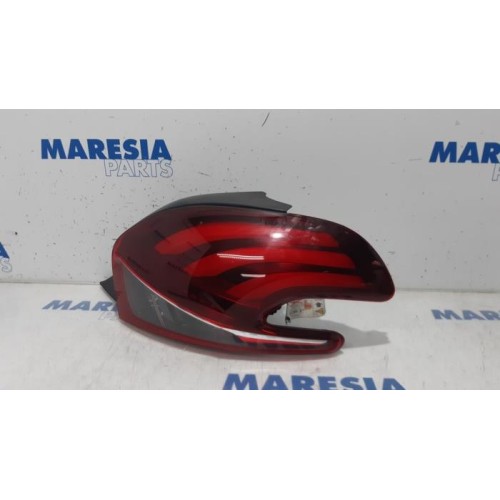Peugeot - 208 - Taillight, right