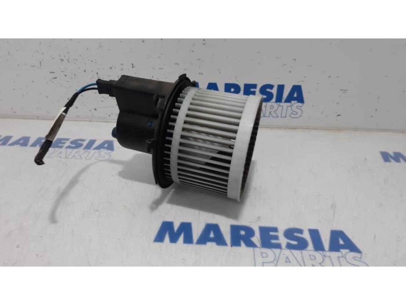 Ford - KA - Heating and ventilation fan motor