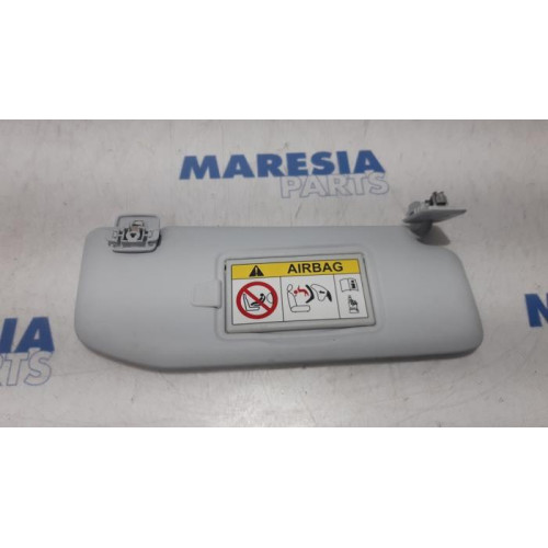 Peugeot - 208 - Sun visor