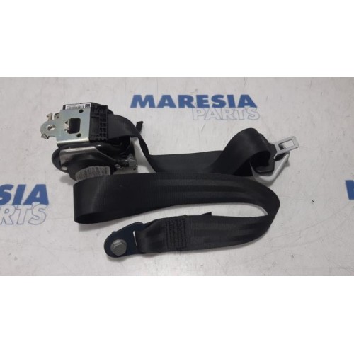 Peugeot - 208 - Front seatbelt, right
