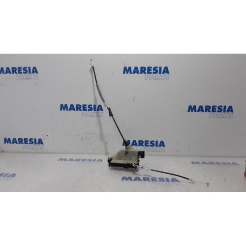 Peugeot - 208 - Front door lock mechanism 4-door, right