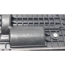 Peugeot - 208 - Tailgate lock mechanism