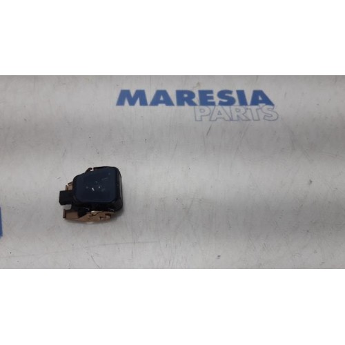 Peugeot - 208 - Rain sensor