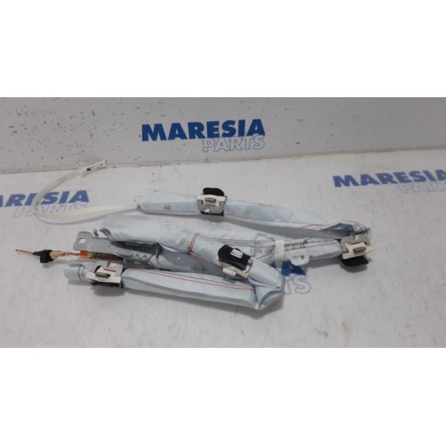 Peugeot - 208 - Airbag hemel links