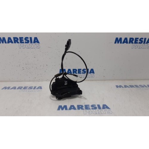 Renault - Clio - Door lock mechanism 2-door, right