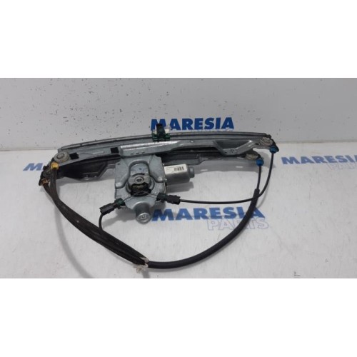Renault - Clio - Window mechanism 2-door, front right