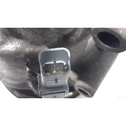 Renault - Clio - Air conditioning pump