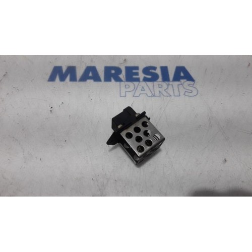 Renault - Clio - Cooling fan resistor