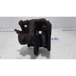 Renault - Clio - Front brake calliper, right