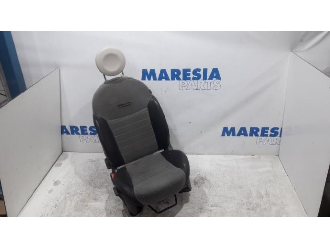 Fiat - 500 - Seat, left