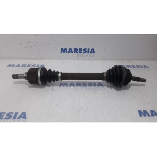 Citroen - C3 - Aandrijfas links-voor