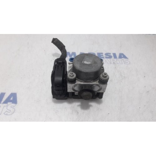 Fiat - 500 - ABS Pumpe