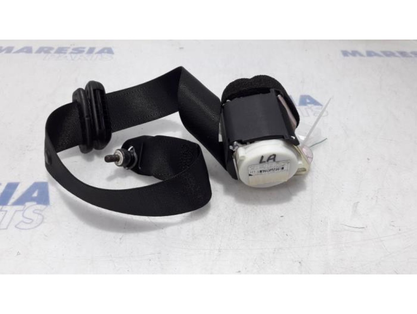 Fiat - 500 - Rear seatbelt, left