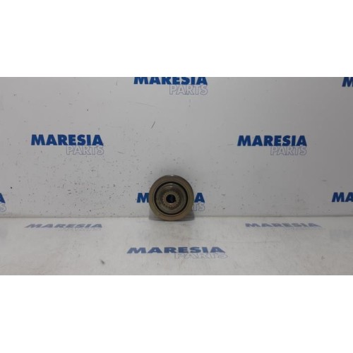 Peugeot - 407 - Crankshaft pulley
