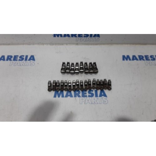 Peugeot - 207 - Rocker arm