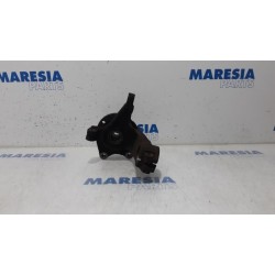 Peugeot - 206 - Achsschenkel links vorne