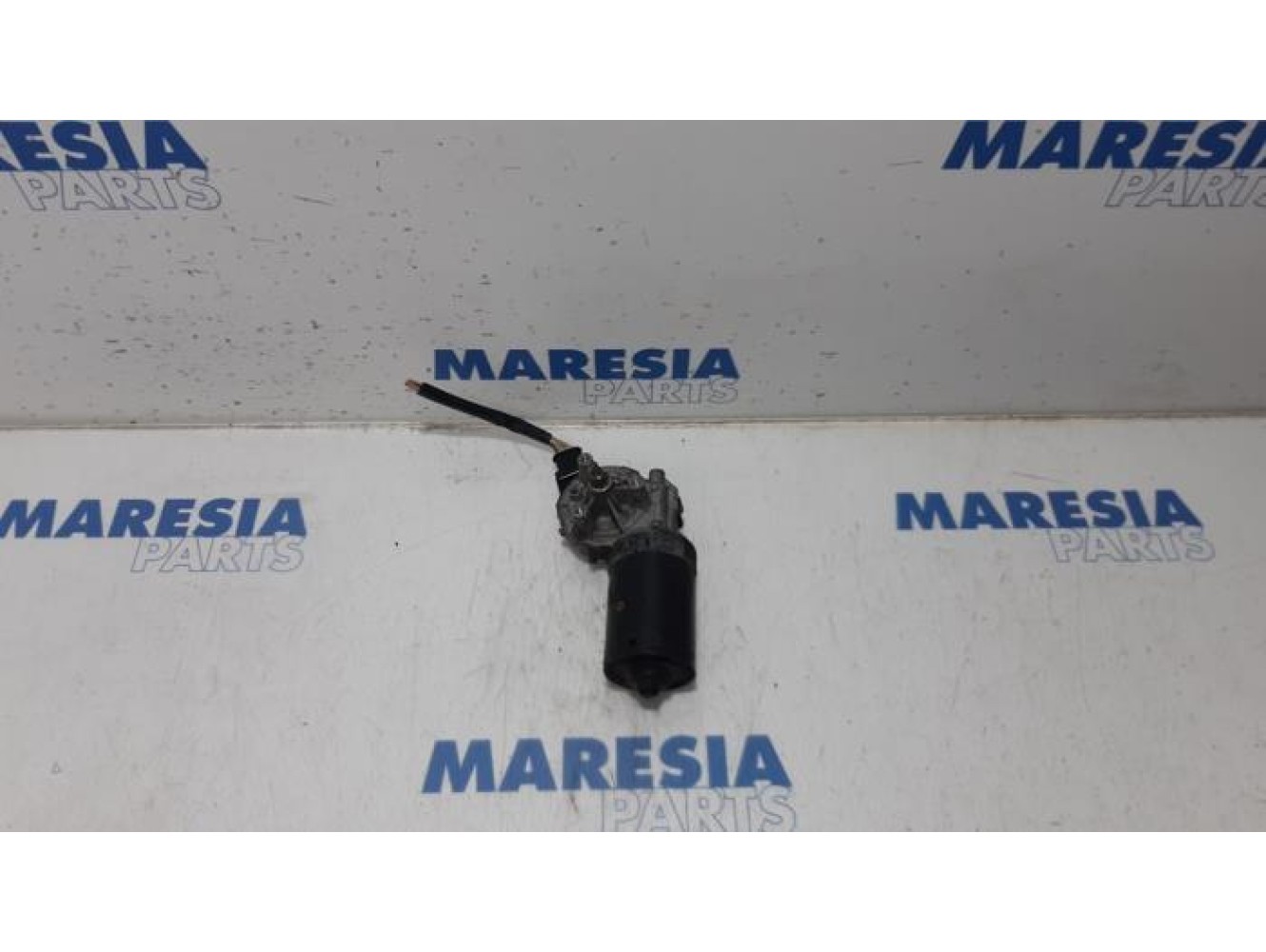 Peugeot - 206 - Front wiper motor