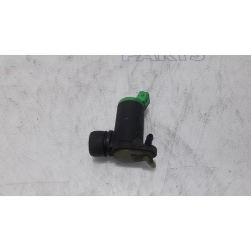 Peugeot - 206 - Scheibensprüherpumpe vorne