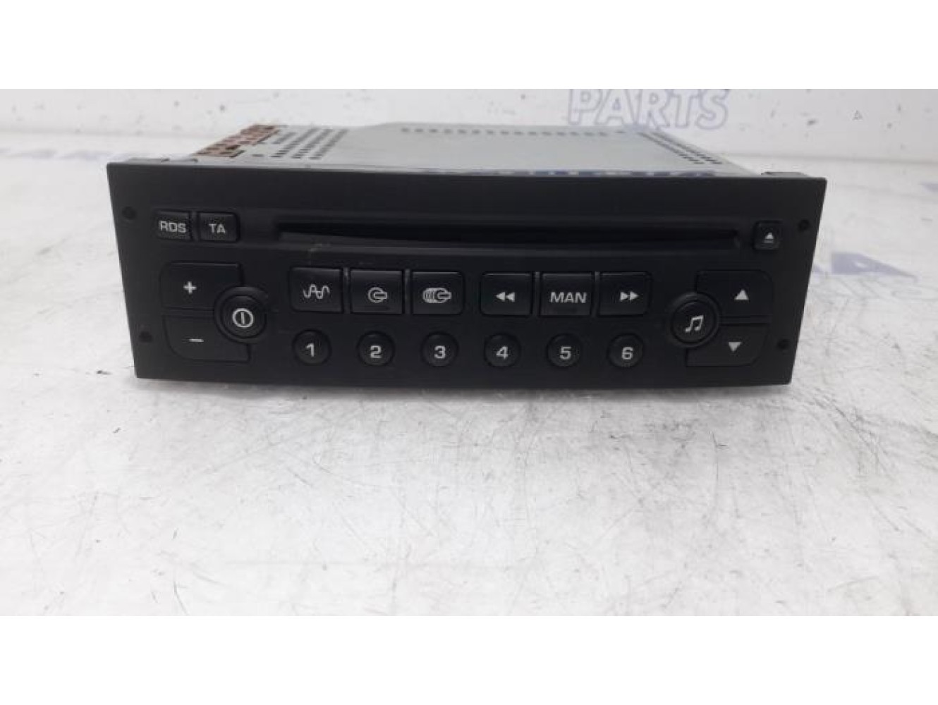Peugeot - 206 - Radio CD Speler