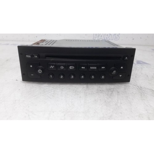 Peugeot - 206 - Radio CD player