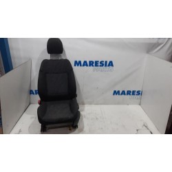 Peugeot - 3008 - Sitz links