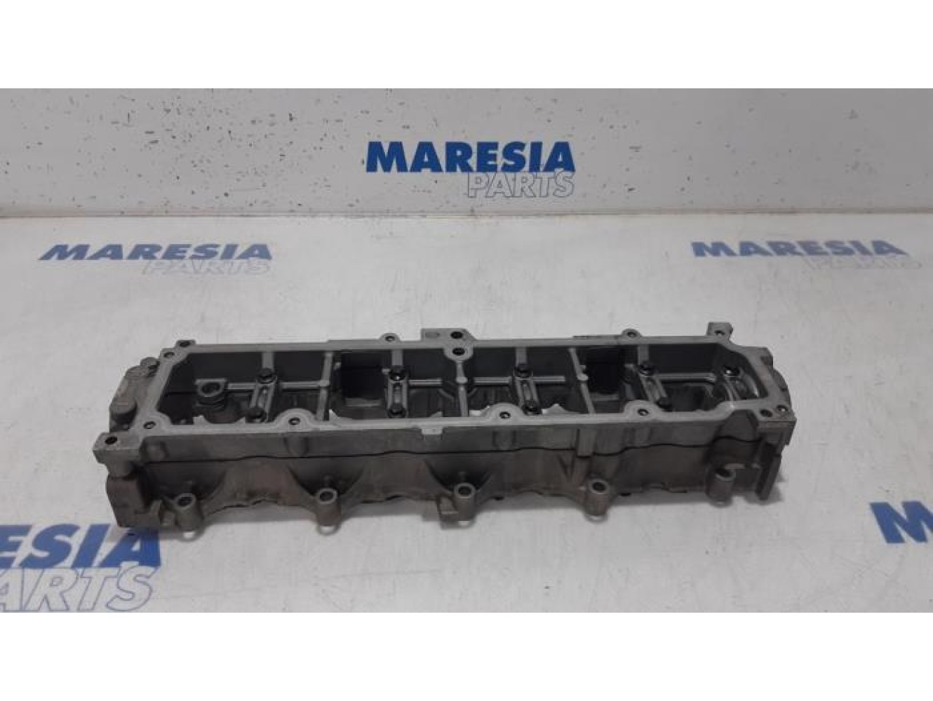 Citroen - Jumpy - Camshaft housing