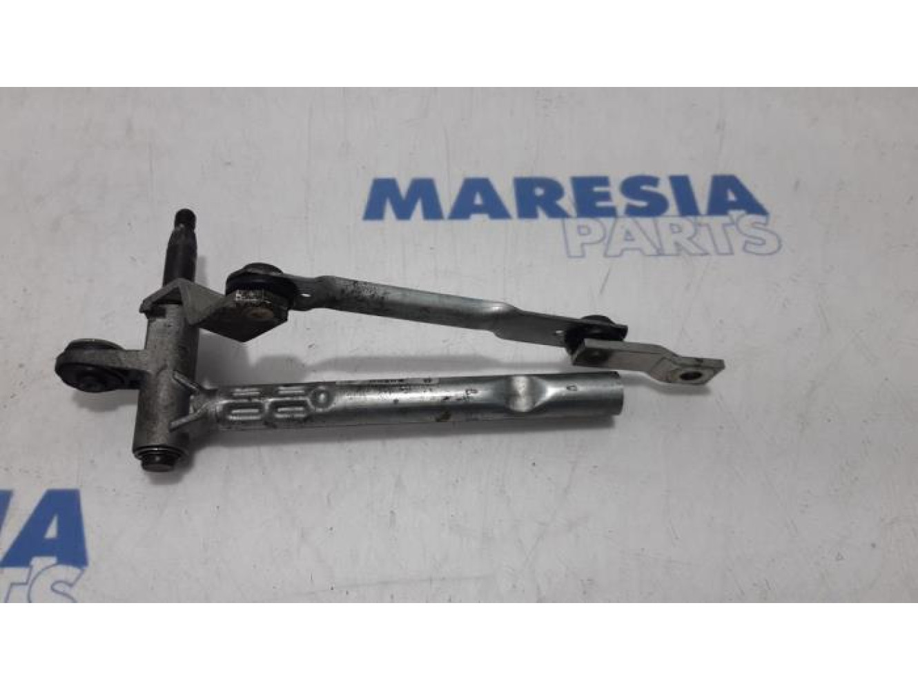 Peugeot - 3008 - Wiper mechanism