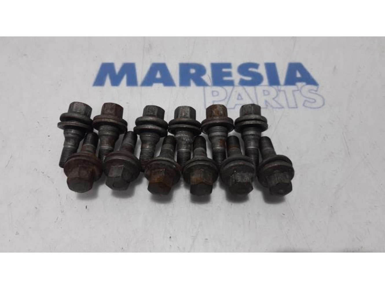 Peugeot - 3008 - Wielbouten set