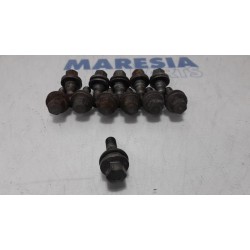 Peugeot - 3008 - Wielbouten set