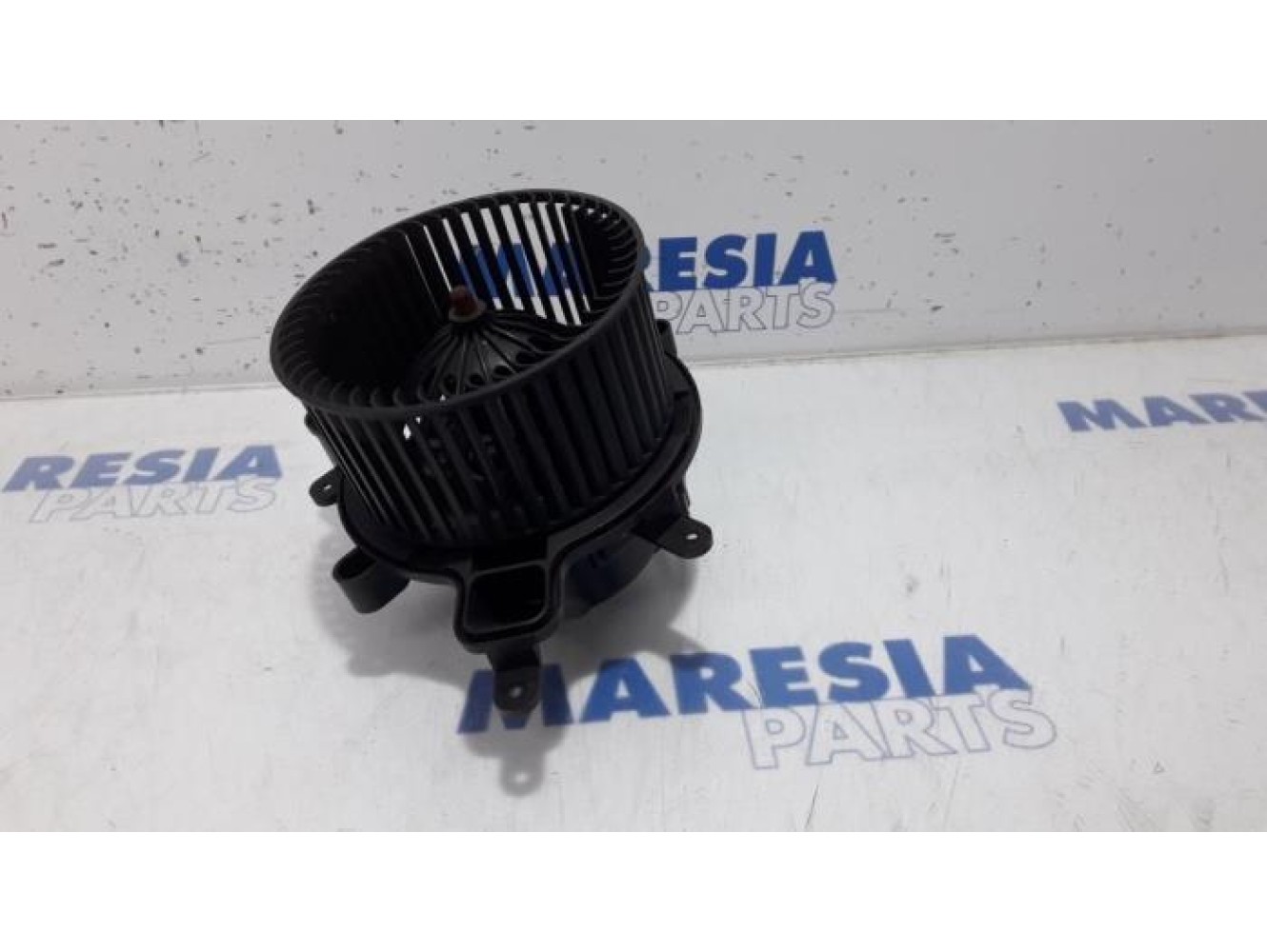 Peugeot - 3008 - Heating and ventilation fan motor