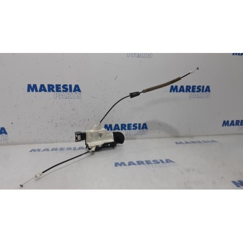 Peugeot - 3008 - Door lock mechanism 4-door, front left