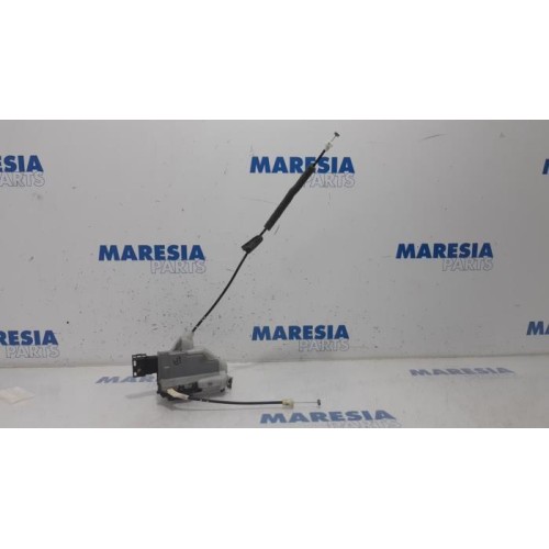 Peugeot - 3008 - Rear door lock mechanism 4-door, left