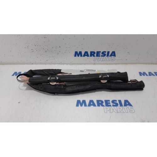 Peugeot - 3008 - Roof curtain airbag