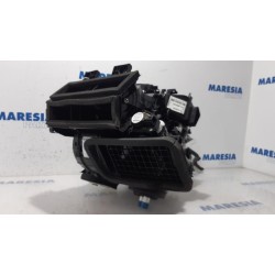 Renault - Clio - Heater housing