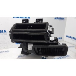 Renault - Clio - Heater housing