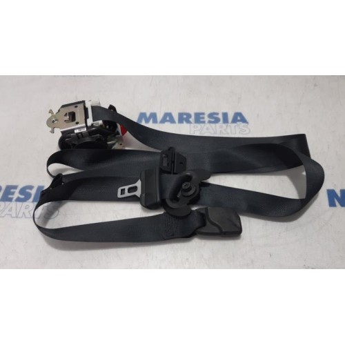 Renault - Clio - Front seatbelt, left