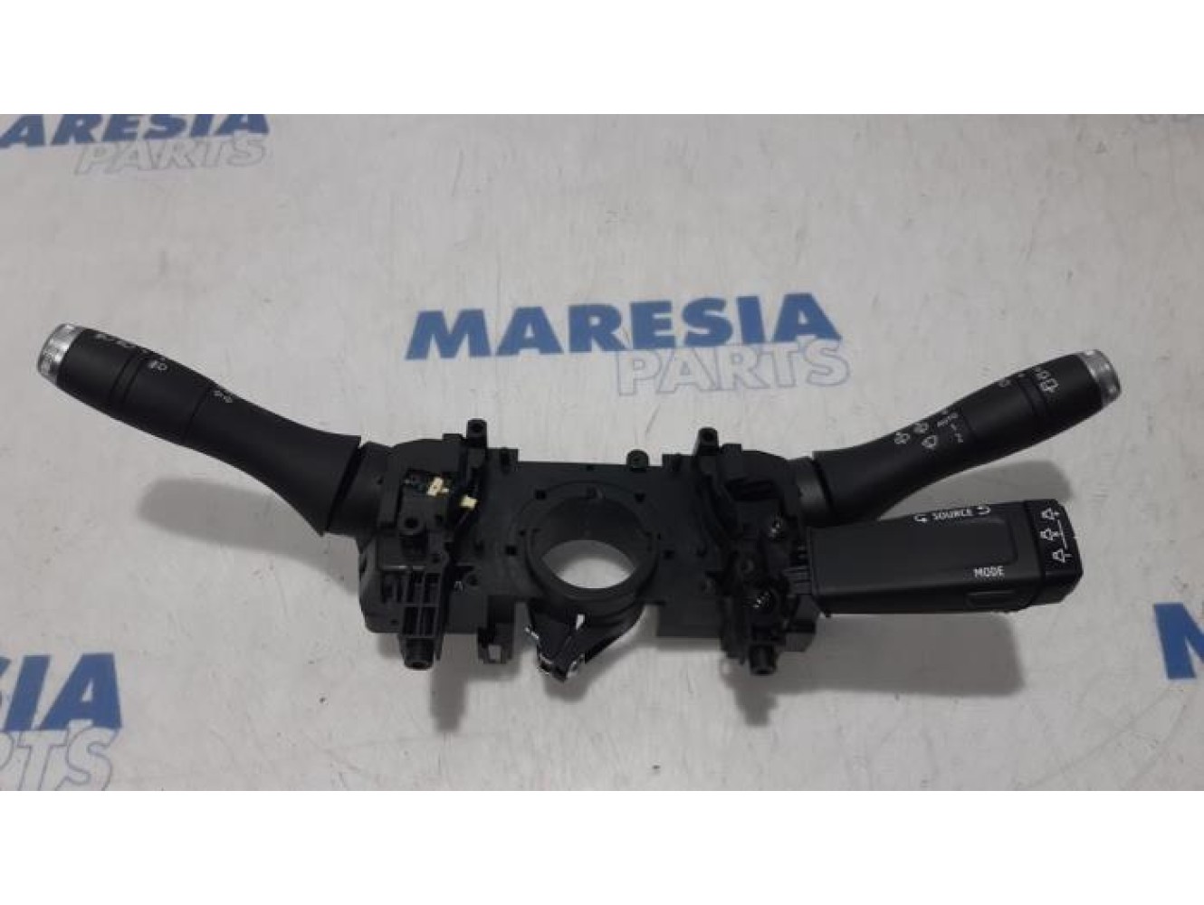 Renault - Clio - Steering column stalk