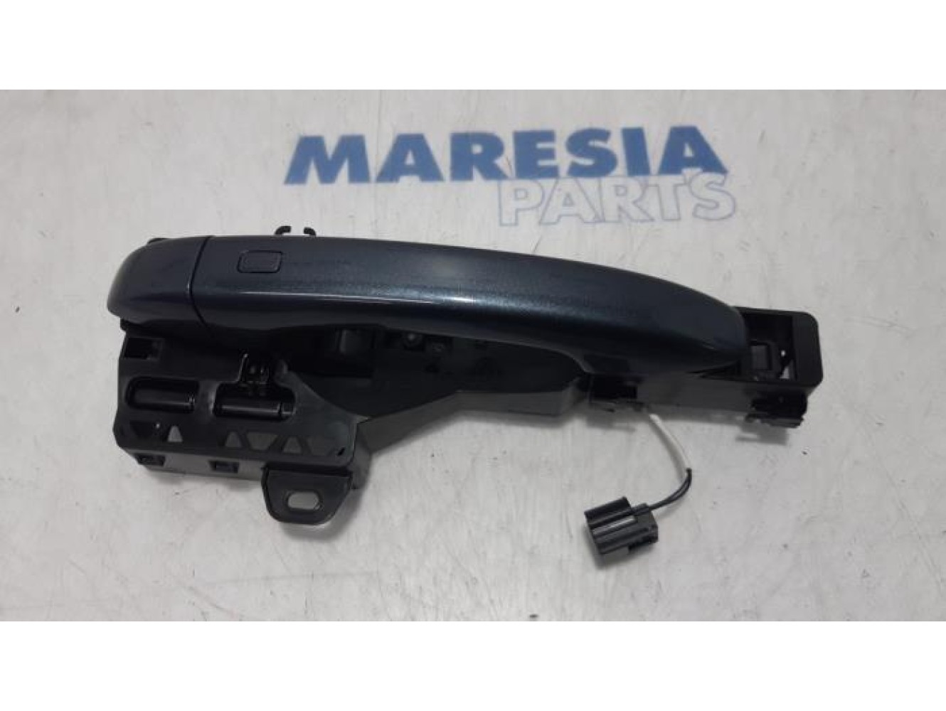 Renault - Clio - Front door handle 4-door, right