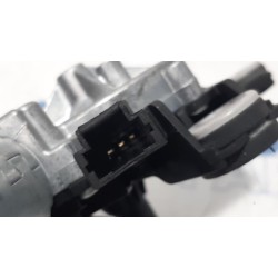 Renault - Clio - Scheibenwischermotor hinten